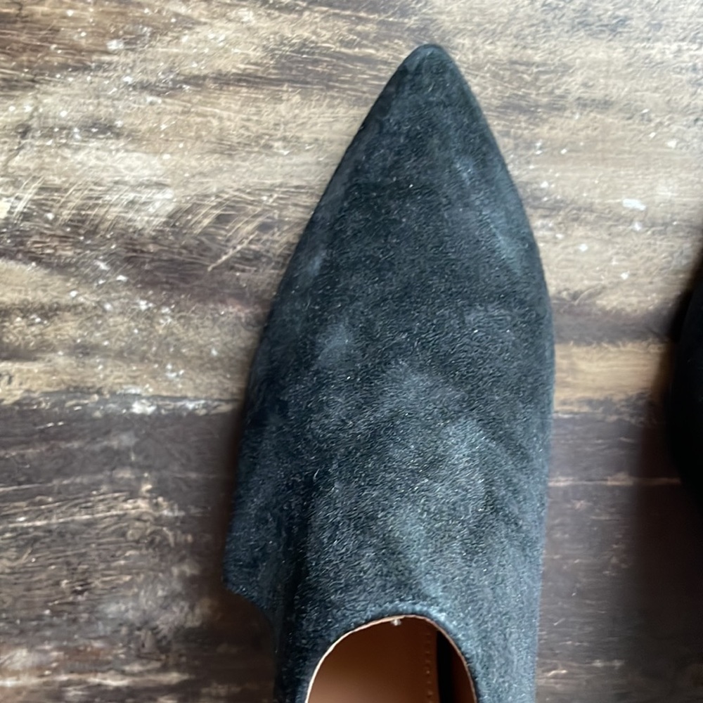 NWOT Calvin Klein size 9 Suede Bootie with side buckle - Picture 2 of 16